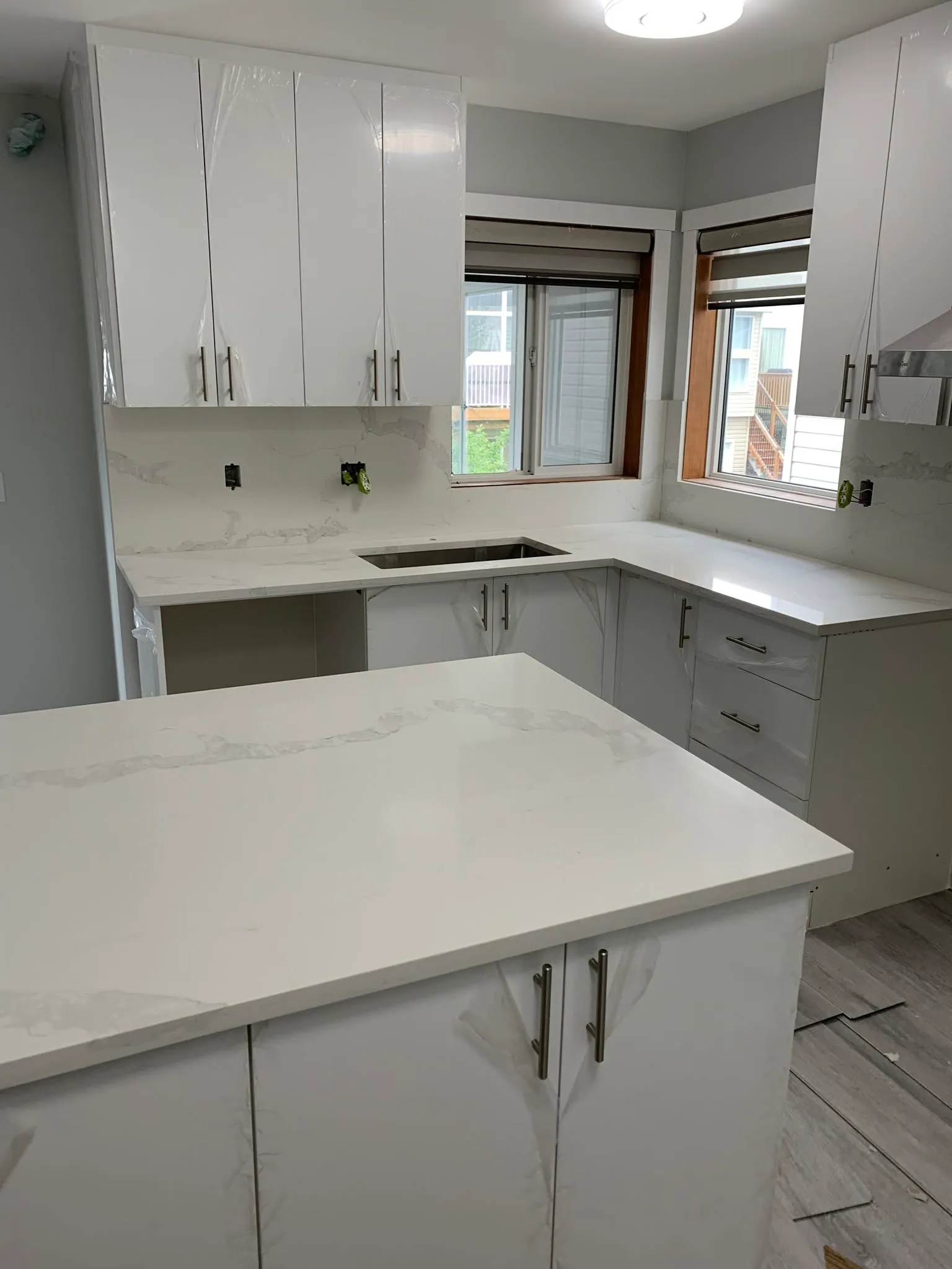 Custom Kitchen Cabinets